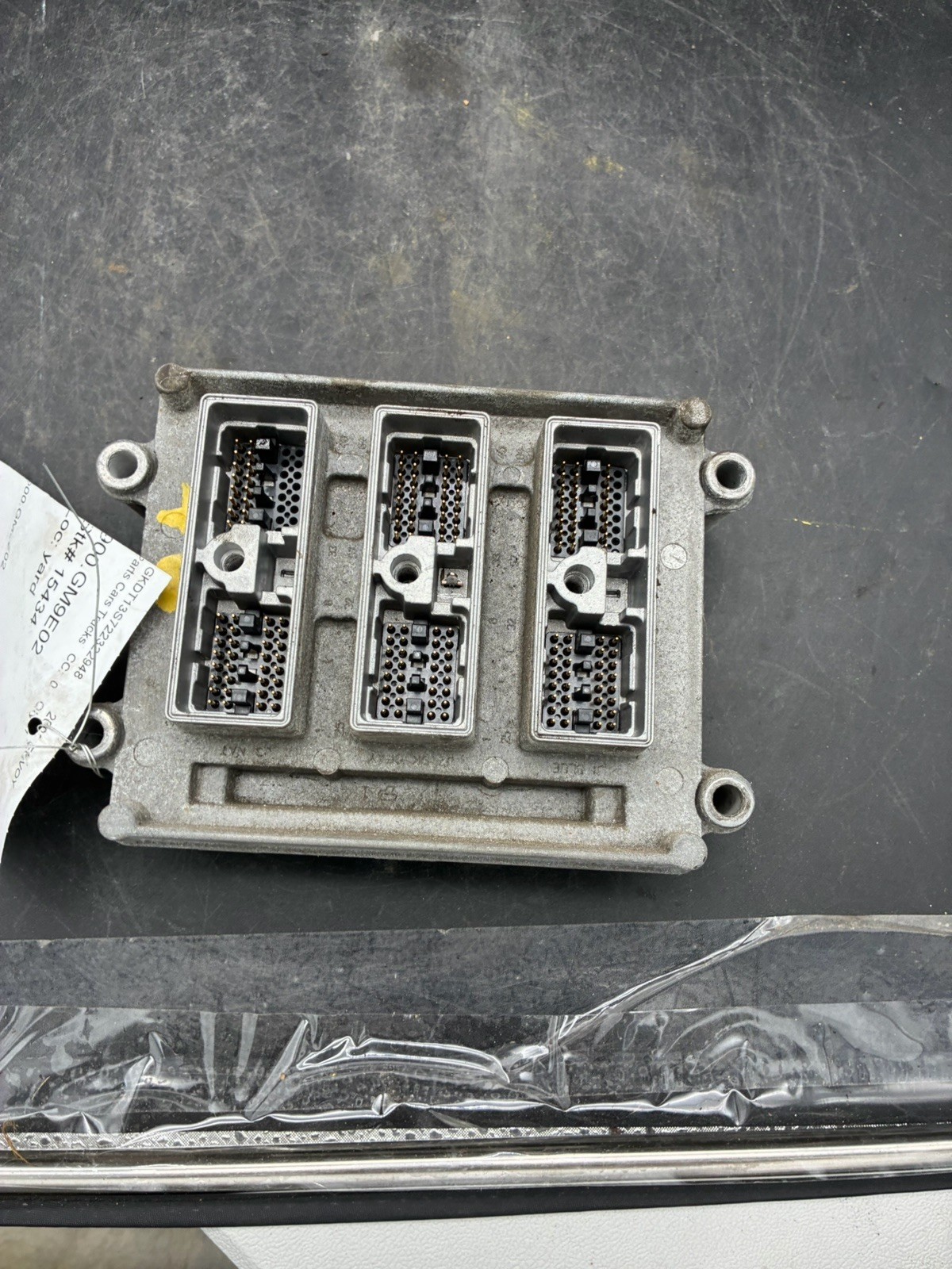 GMC TrailBlazer Envoy 2003 – 2005 Engine Computer ECM PCM 12574976 4.2L
