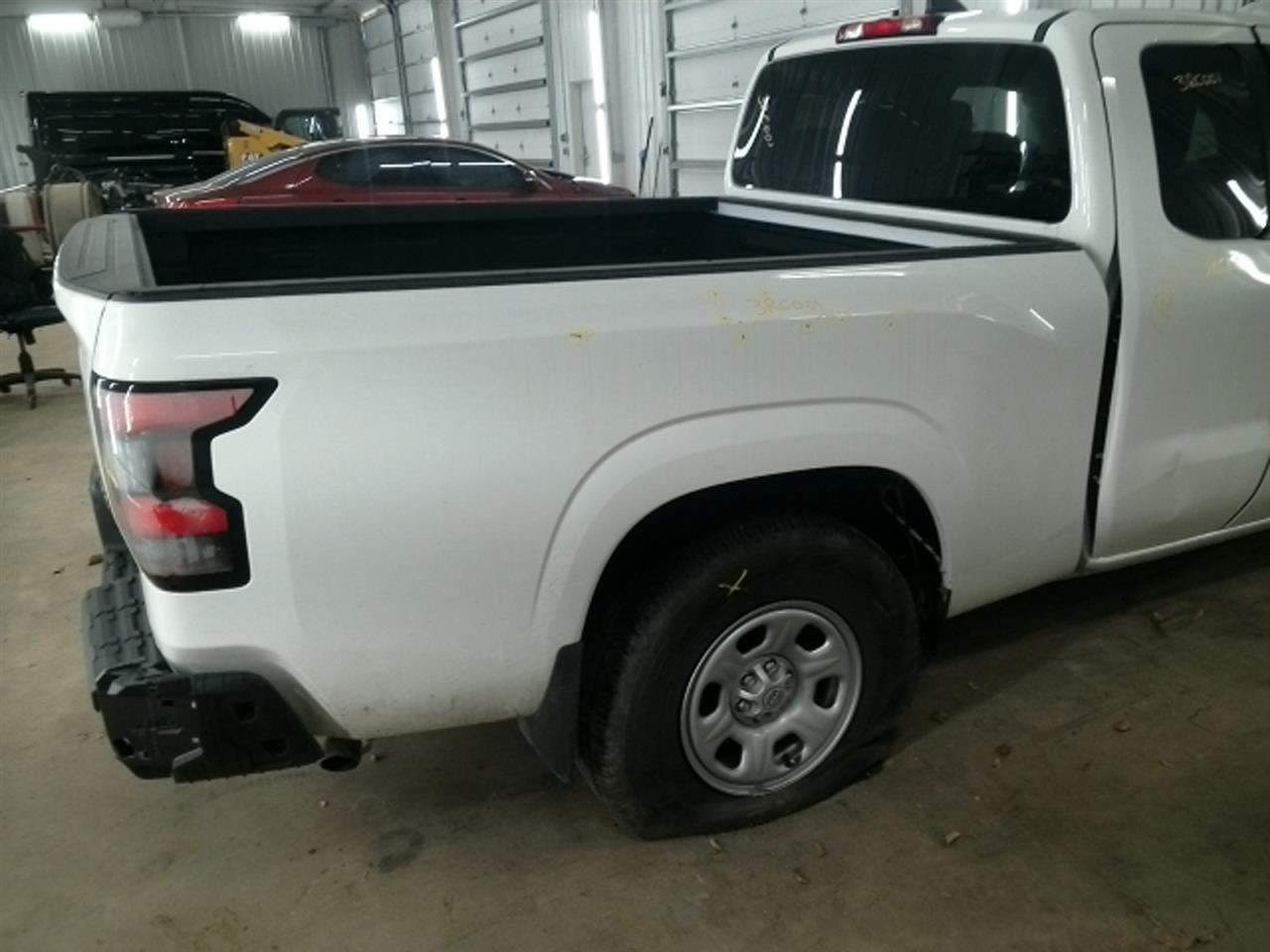 FRONTIER 2024 Front Door Trim Panel 104818863