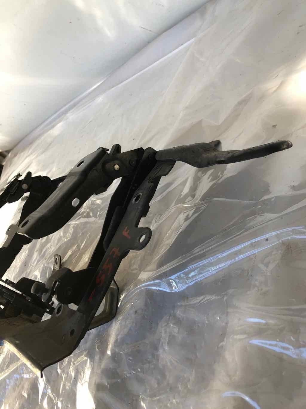 2011 – 2012 NISSAN LEAF Front Radiator Core Support Mounting Bracket Panel
