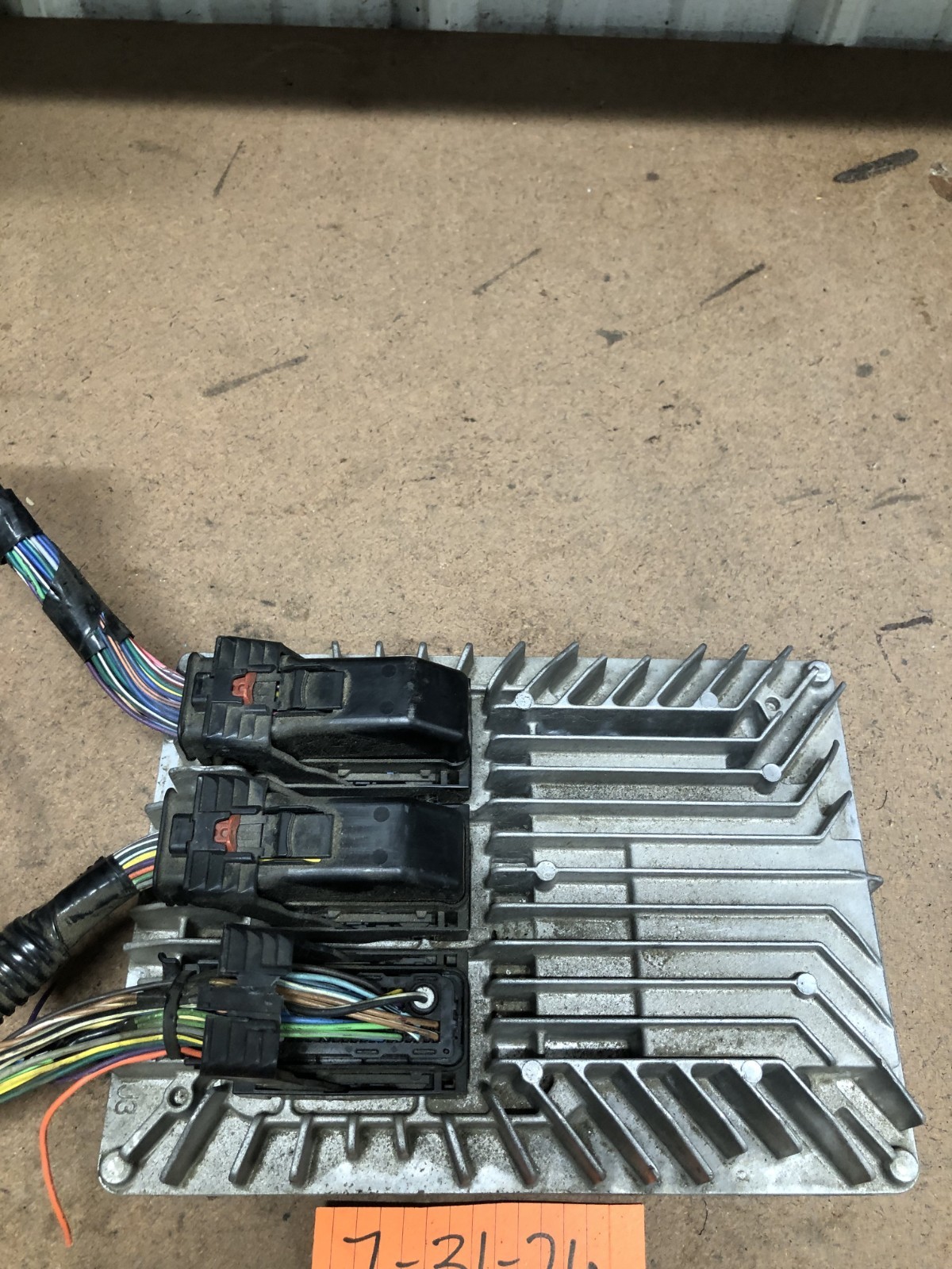 13-16 Chevrolet Equinox Engine Computer Control Module Ecm 12651807 E39A