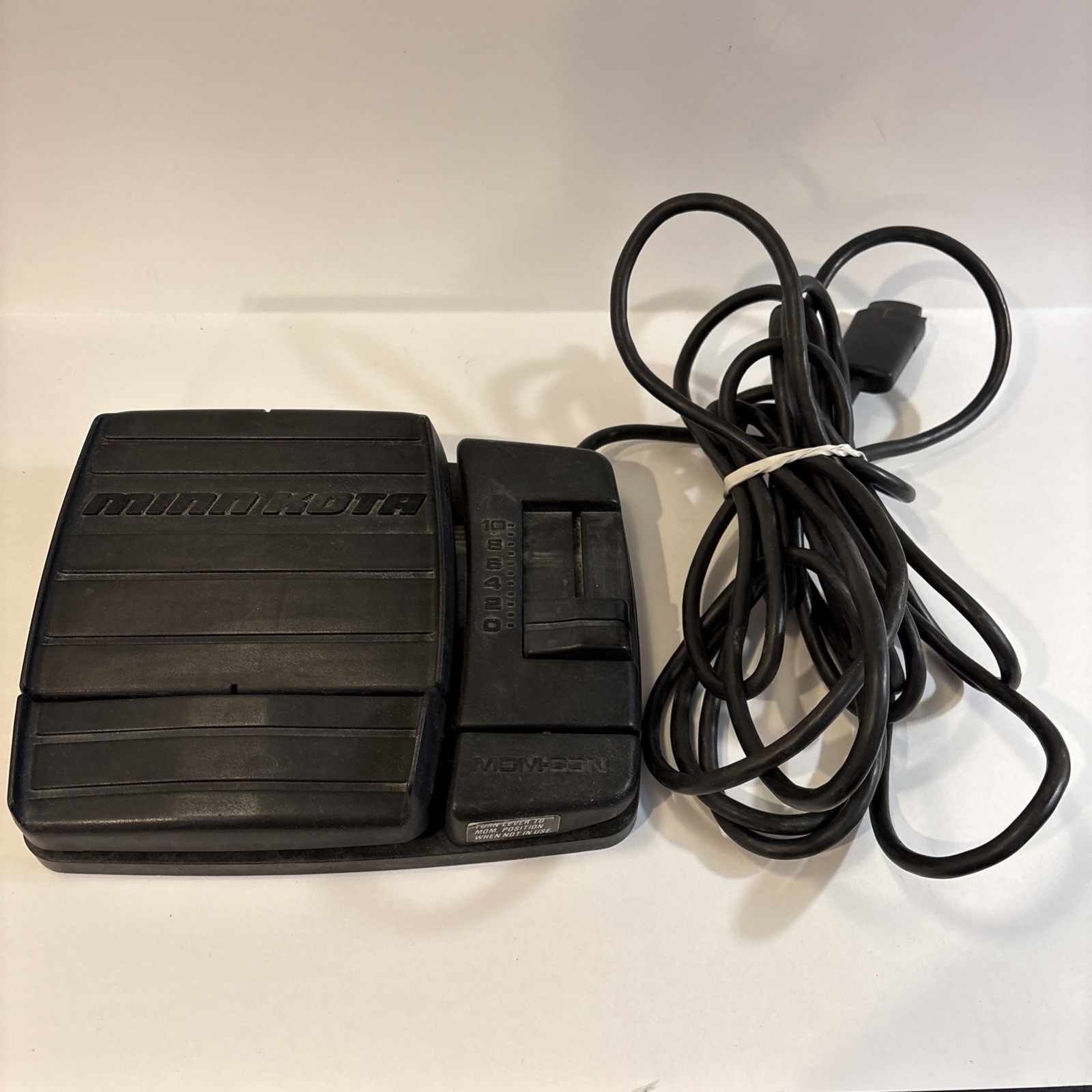 Minn Kota V1 Powerdrive Foot Pedal Flat/Oval Plug 2006 And Older