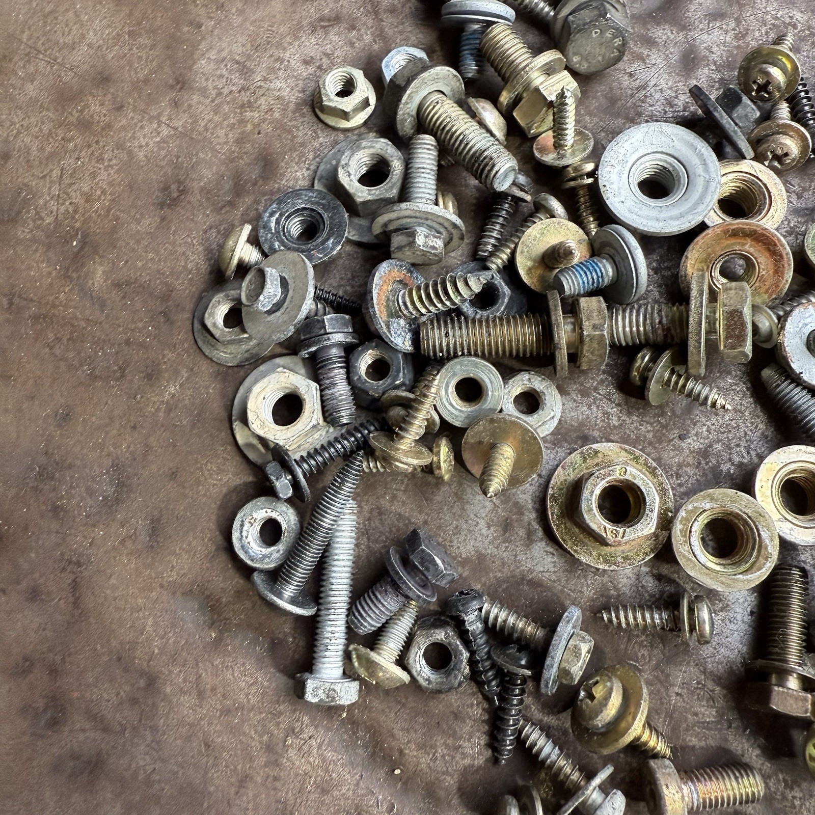 OEM BMW E36 E46 E90 E39 E60 Miscellaneous Hardware Lot 100 Pieces Int/Exterior