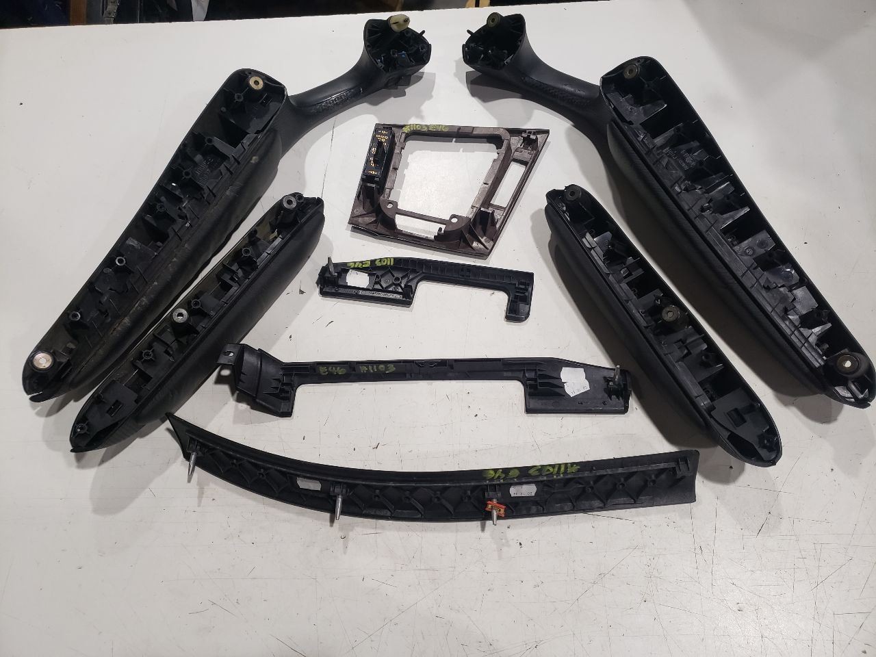 Cube Pattern Trim Set (8 pieces) – 2005 BMW 330CI E46 Coupe – OEM 7020598