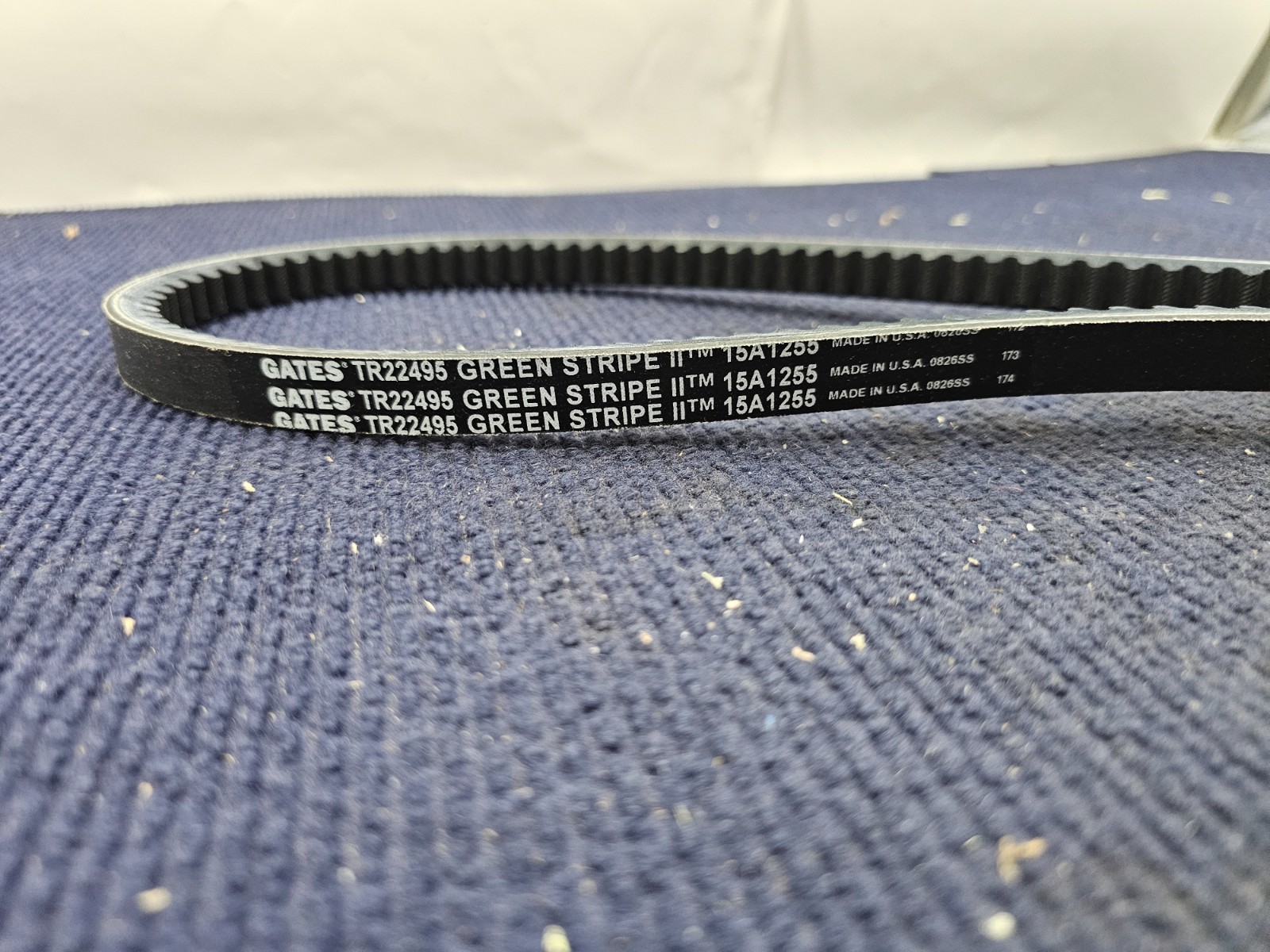 Gates TR22495 Accessory Drive Belt Fits International 90-94 3800, 91-92 3700