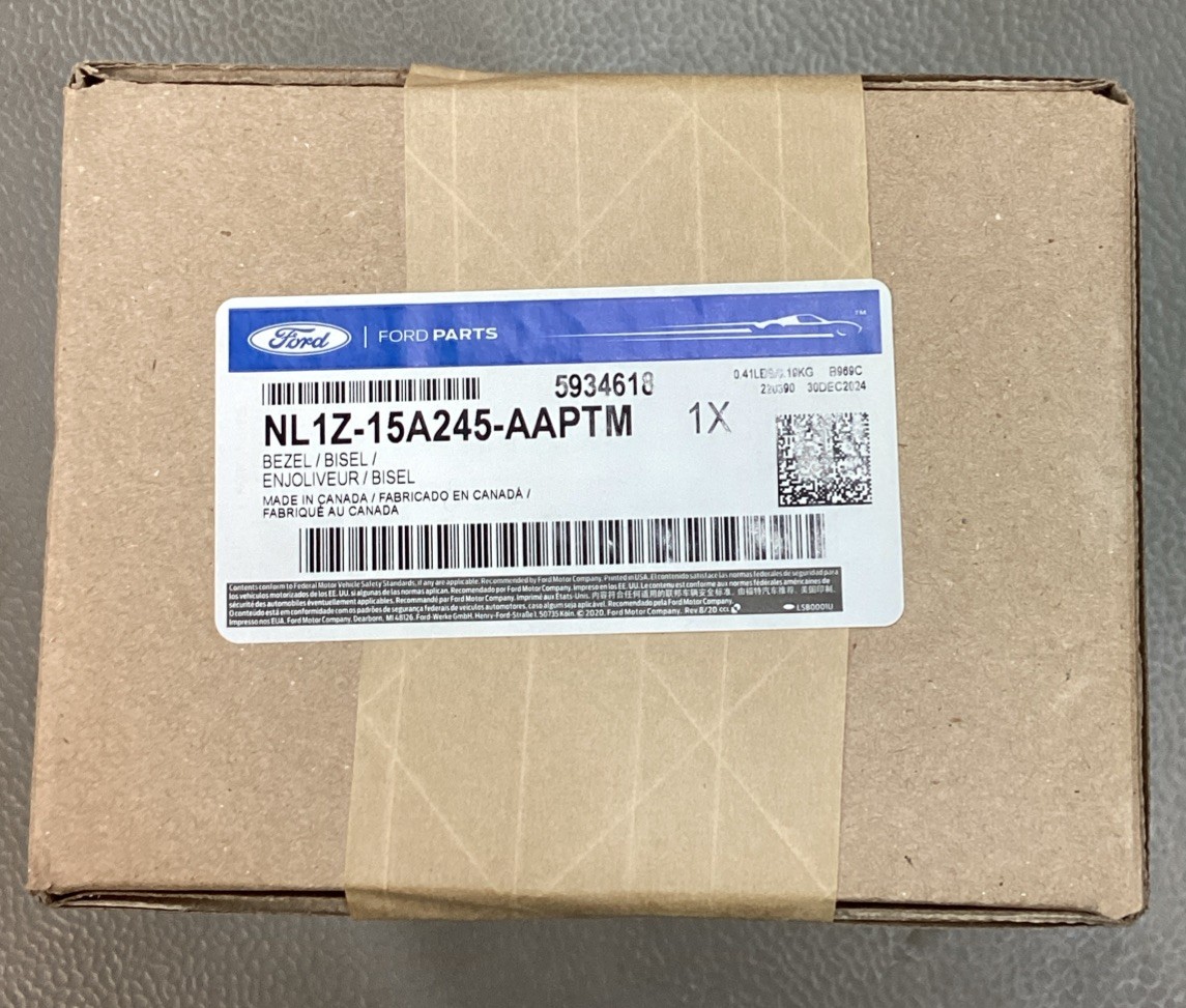 FORD Fog Light Trim Front Passenger Right 2022-2024 Expedition NL1Z15A245AAPTM