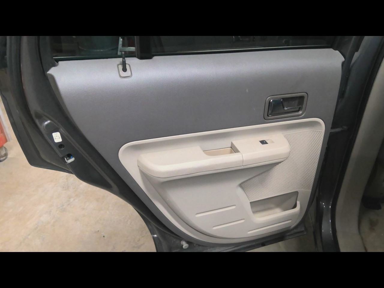 EDGE 2010 Front Door Trim Panel 678232