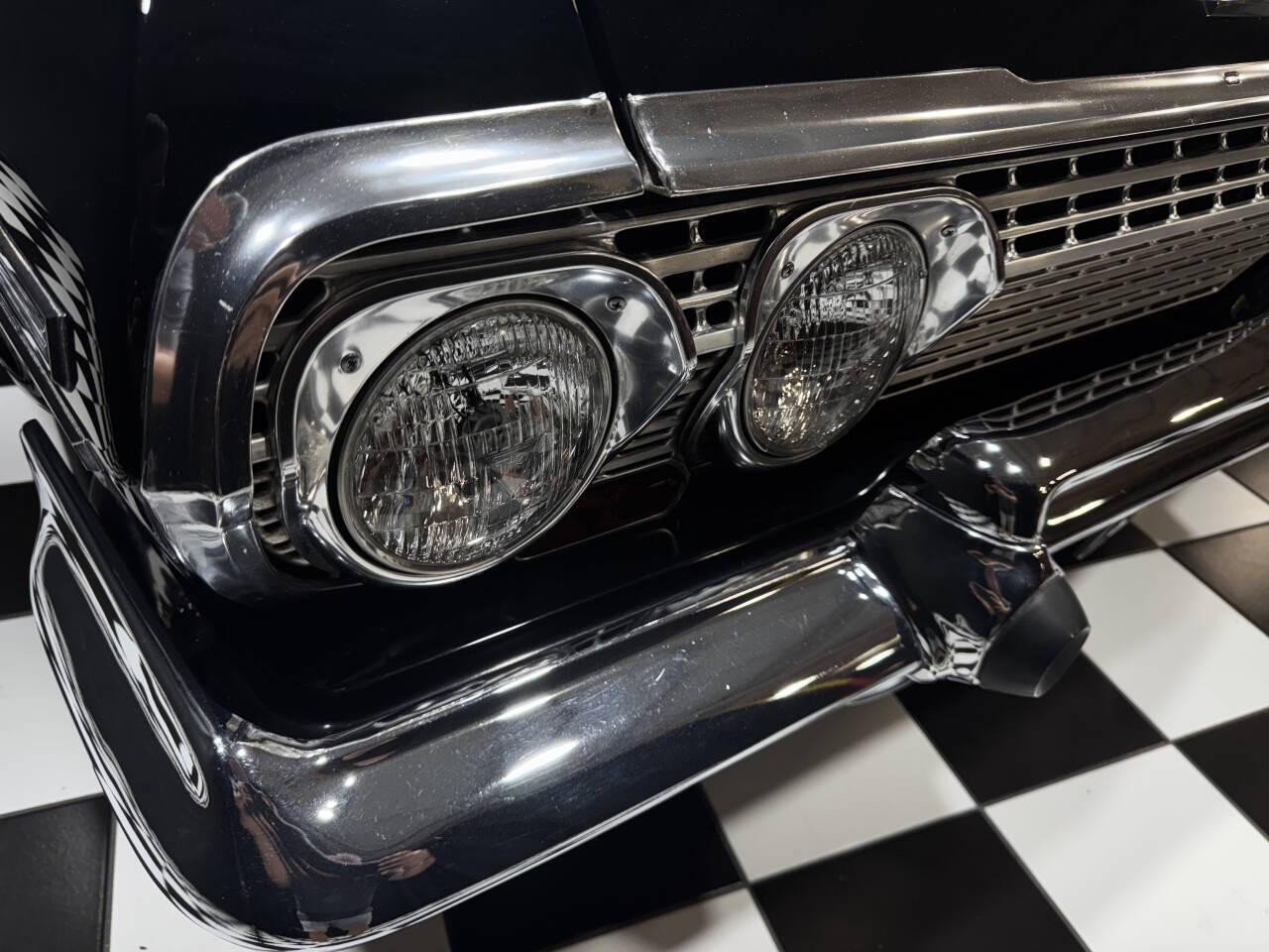 1963 Chevrolet Impala SS 409/340 HP – L-33 NUMBERS MATCHING – 4-Speed