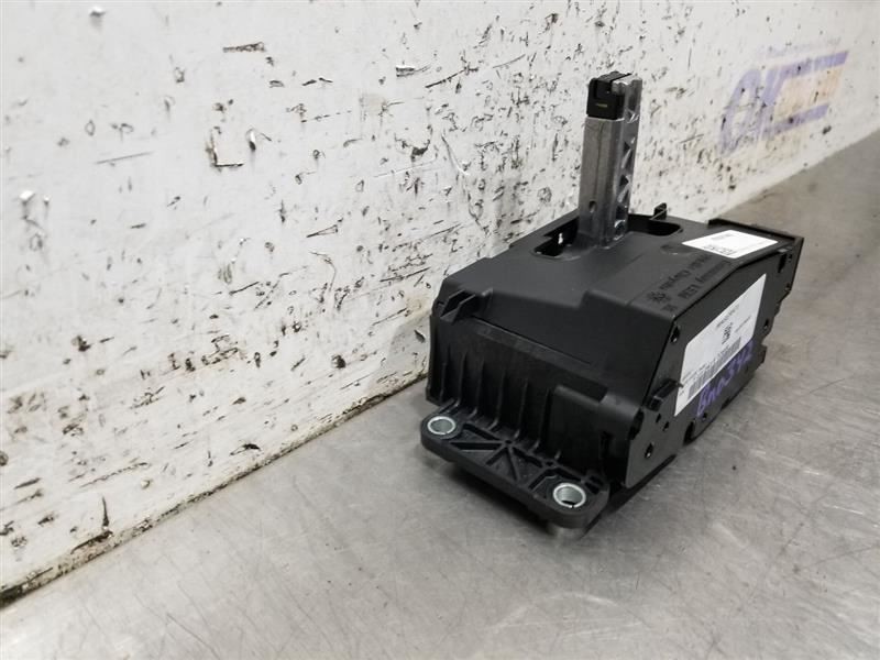 17 2017 MASERATI LEVANTE OEM AUTOMATIC TRANSMISSION SHIFTER 6700317400