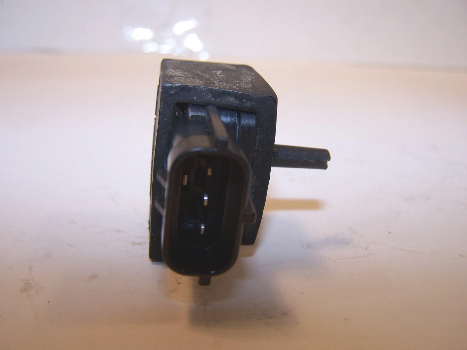 SUZUKI GSXR600 AIRFLOW BOOST MAP SENSOR 15620-29G00 GSXR 600 R750 R1000 lm