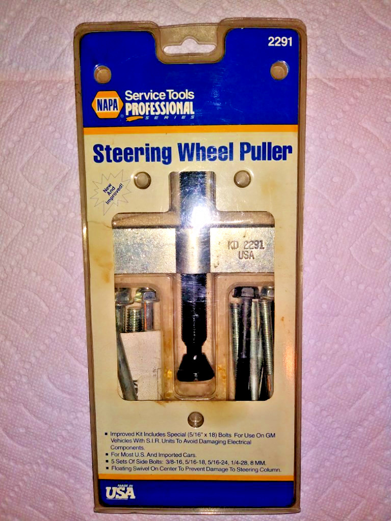 NAPA STEERING WHEEL PULLER # 2291 MADE BY KD TOOLS FOR NAPA MADE IN USA NEW