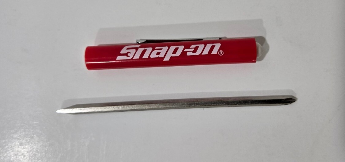 2X Snap on tools pocket screwdriver with flat and Phillips Reversible tip NEW!!!