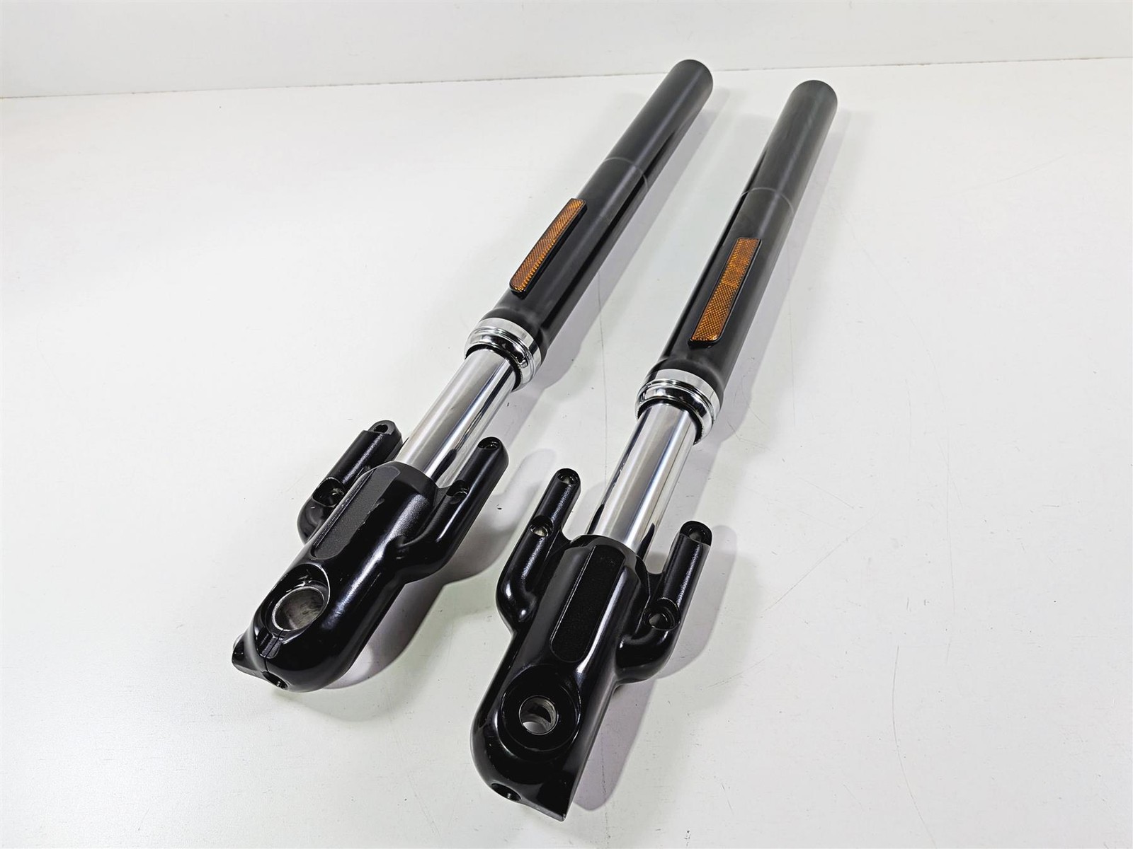 2013 Harley VRSCDX Night Rod Special Strgt Front Fork Leg Set -No Leaks 45400003