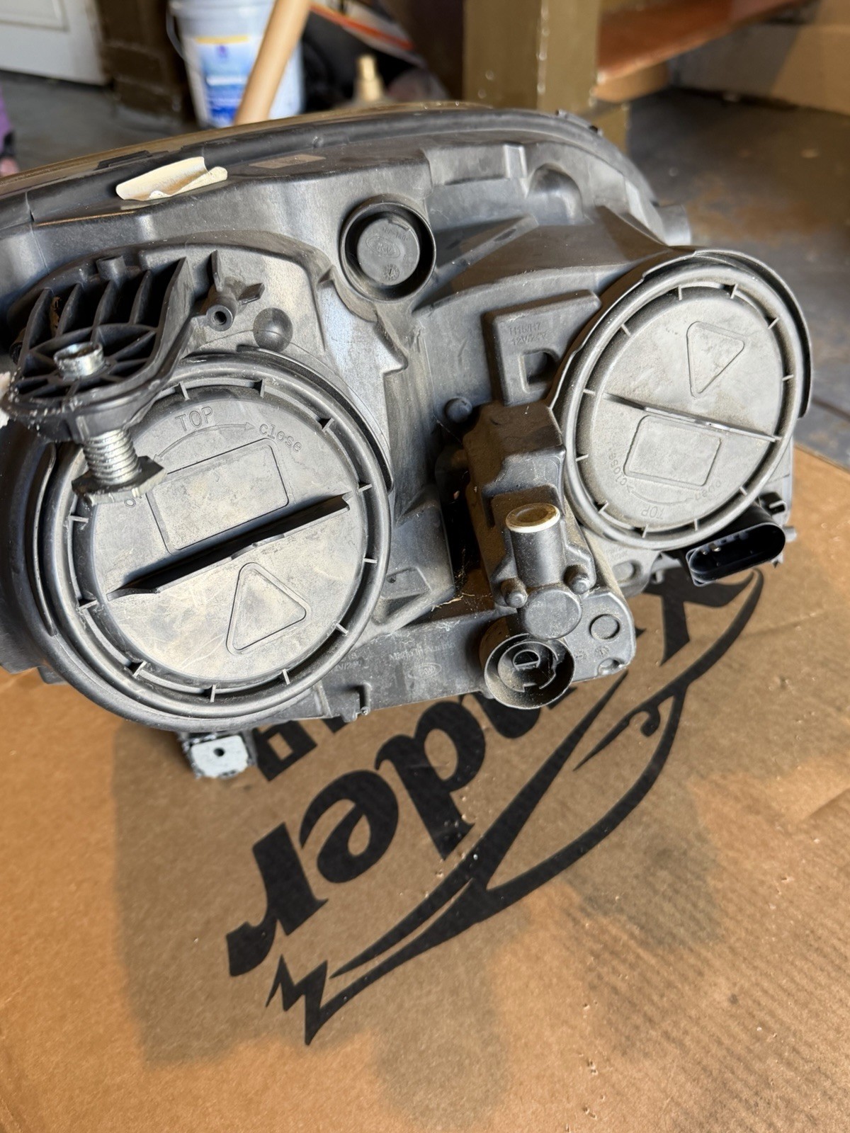 GLK 350 Front Left Right Head Lights Set OEM Genuine Mercedes-Benz