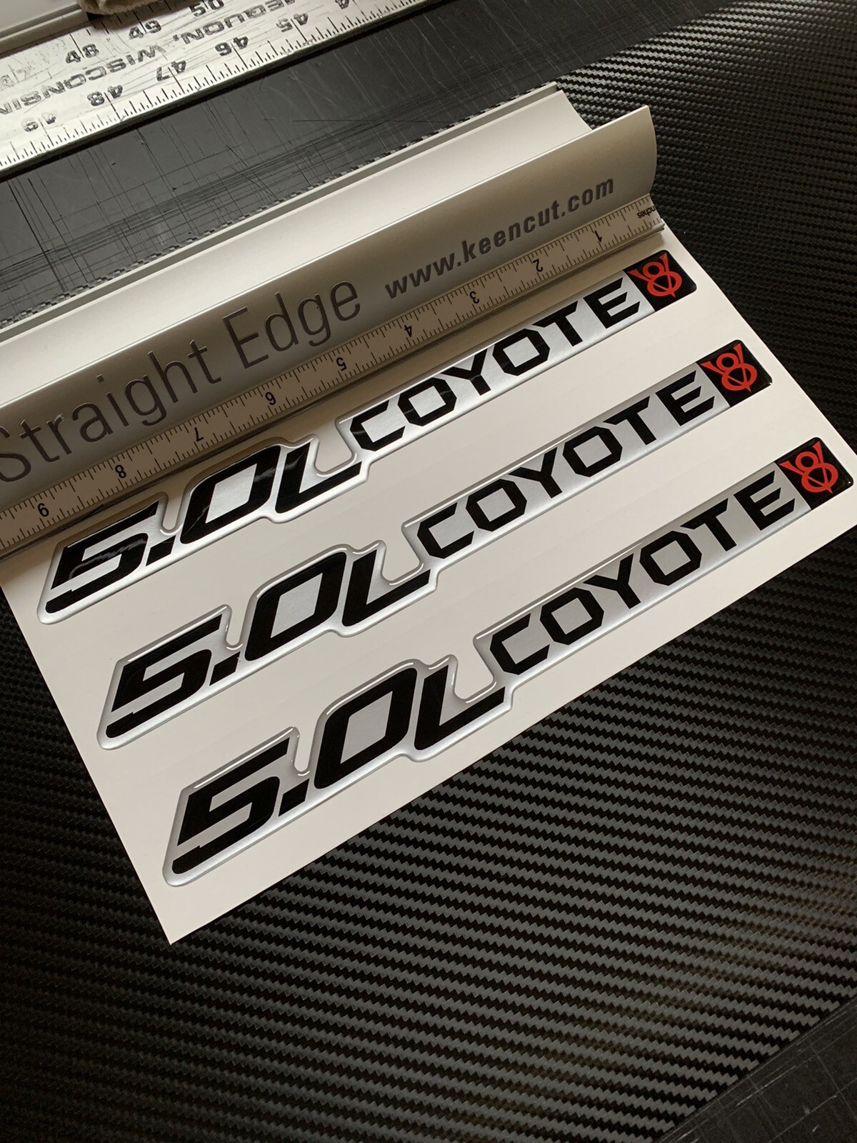 (3) Gel-coated 5.0L COYOTE V8 badge emblems Ford F-150 black/silver/red 9.5in