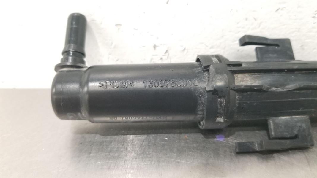 16 BMW M6 F12 HEADLIGHT LAMP WASHER LEFT DRIVER