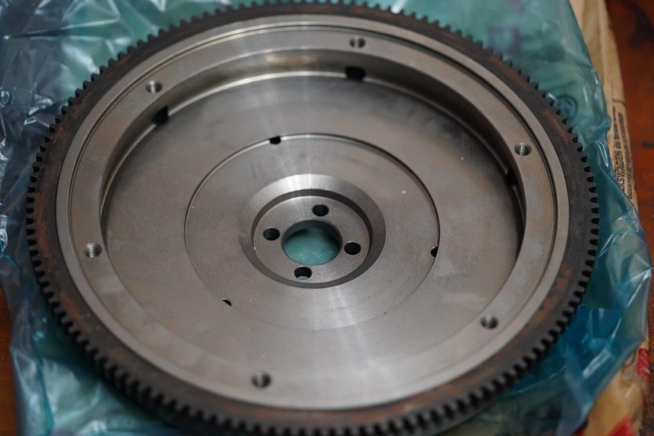 Genuine OE VW Brazil 200MM FLYWHEEL 4 DOWEL 12V VW VOLKSWAGEN 311105273A