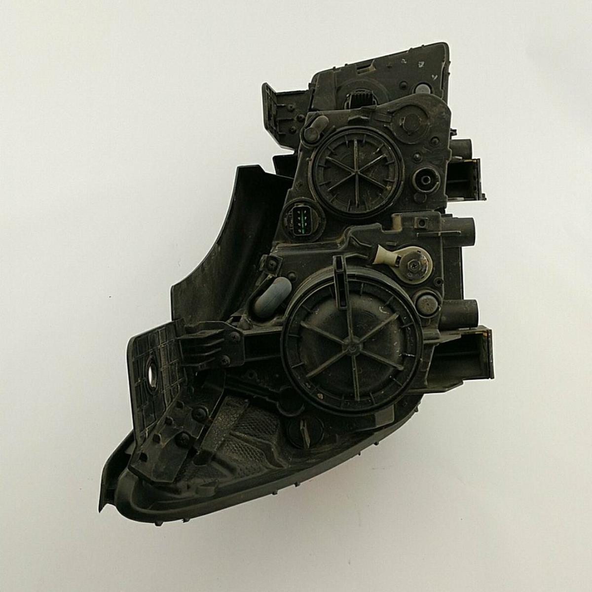 OEM Headlight For Sedona OE Assy Left Lens Crackle Spot In Lens