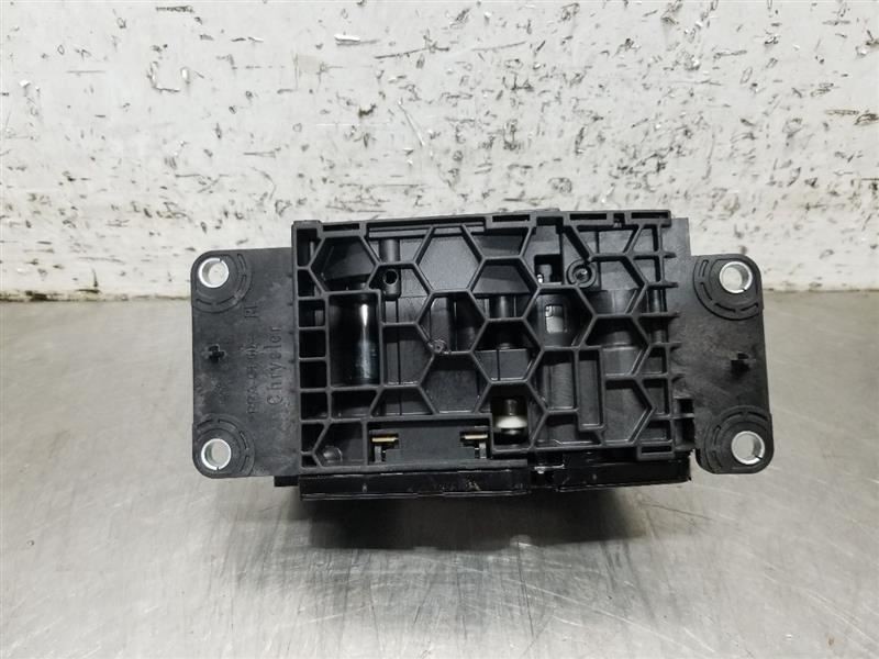 17 2017 MASERATI LEVANTE OEM AUTOMATIC TRANSMISSION SHIFTER 6700317400