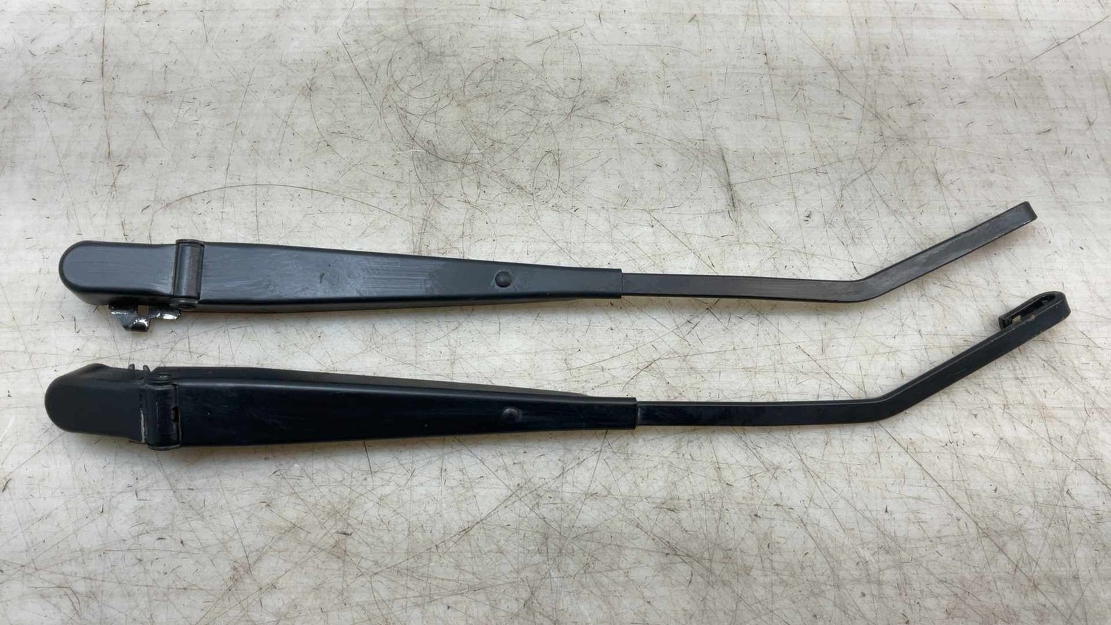 Jeep Wrangler TJ Windshield Wiper Arms 1998 1999 2000 2001-2005 2006 165088
