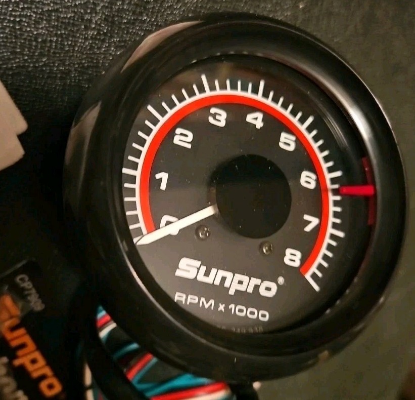 Sunpro CP7909 3 1/2″ Tachometer Black Dial Vtg Muscle Car 8,000 RPM
