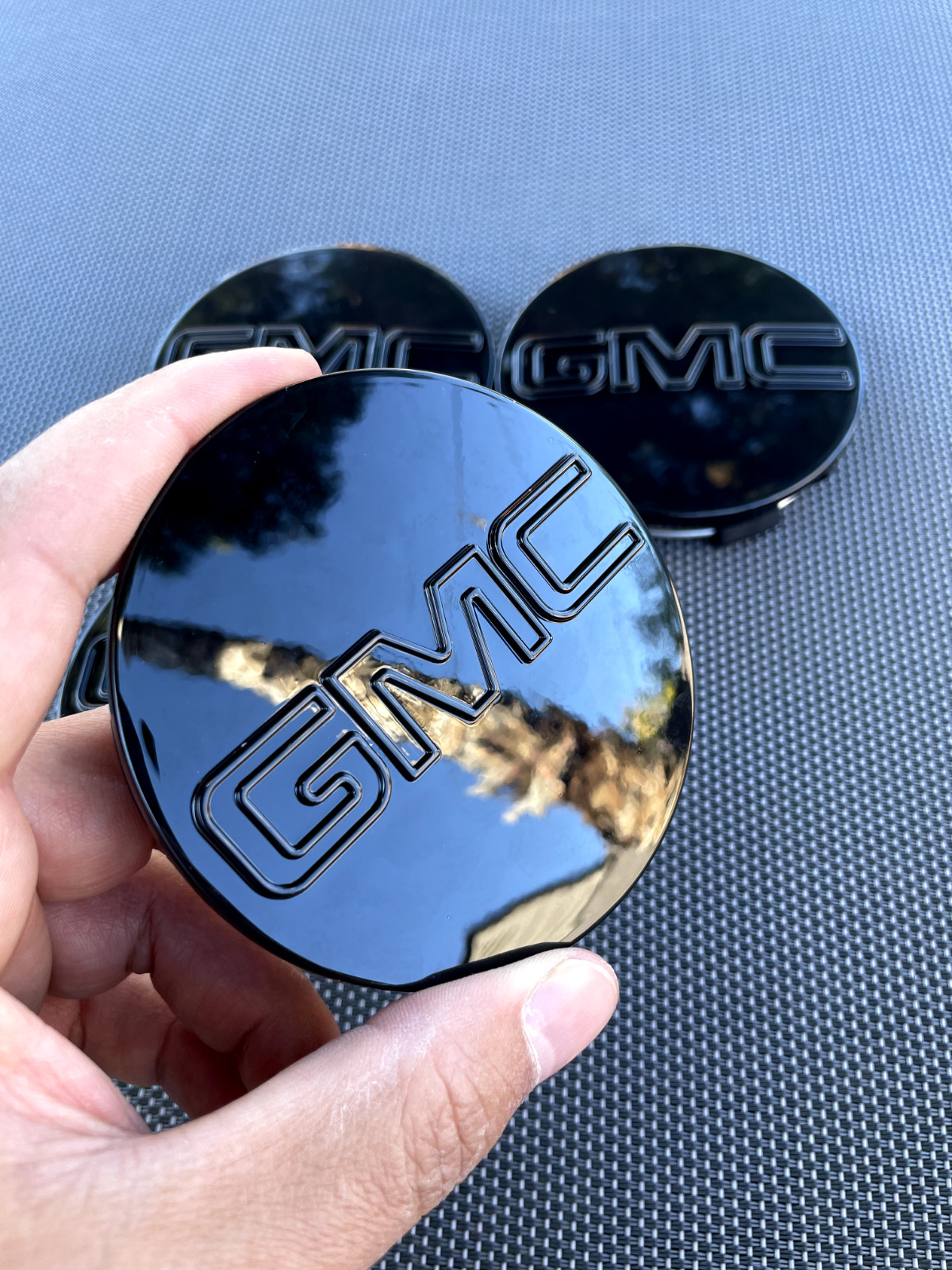 4 X GMC Glossy Black Center Caps 83MM(3 1/4″), Satisfaction Guaranteed!