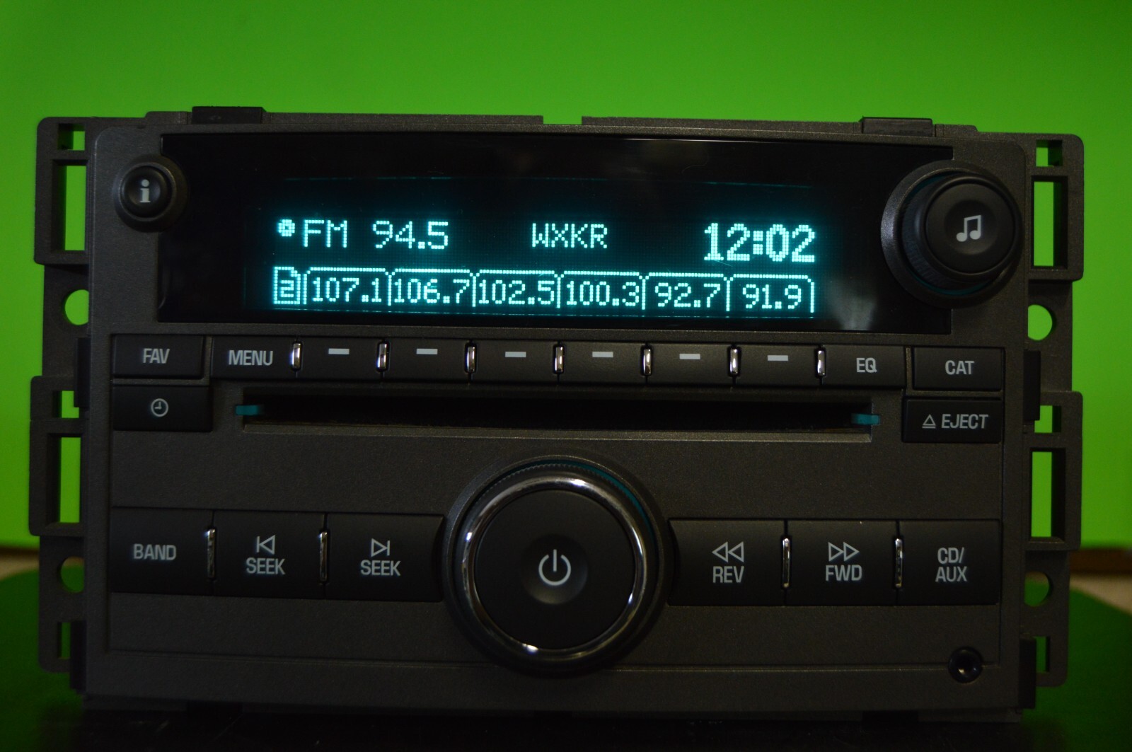 06-08 Chevrolet HHR factory disc CD Player Radio Stereo Aux receiver 15299284