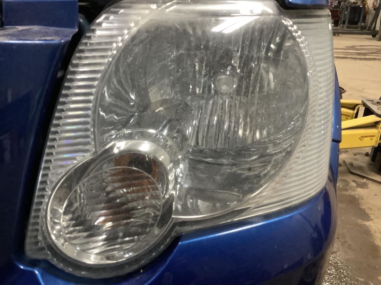 Driver Left Headlight Clear Background Fits 06-10 EXPLORER 355126