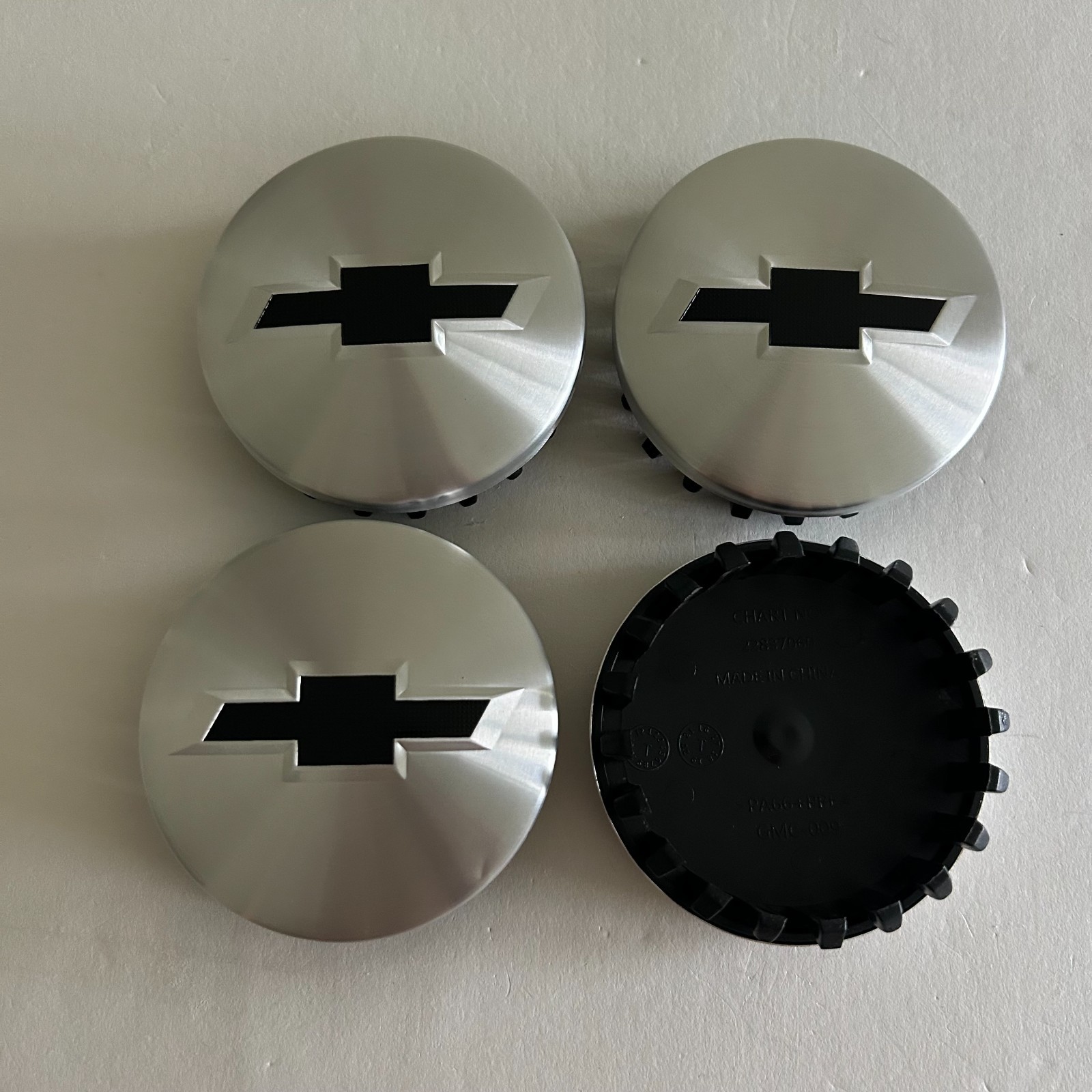 Chrome Wheel Center Caps Hubcaps Black Bowtie For Chevy Silverado Tahoe 2014-202