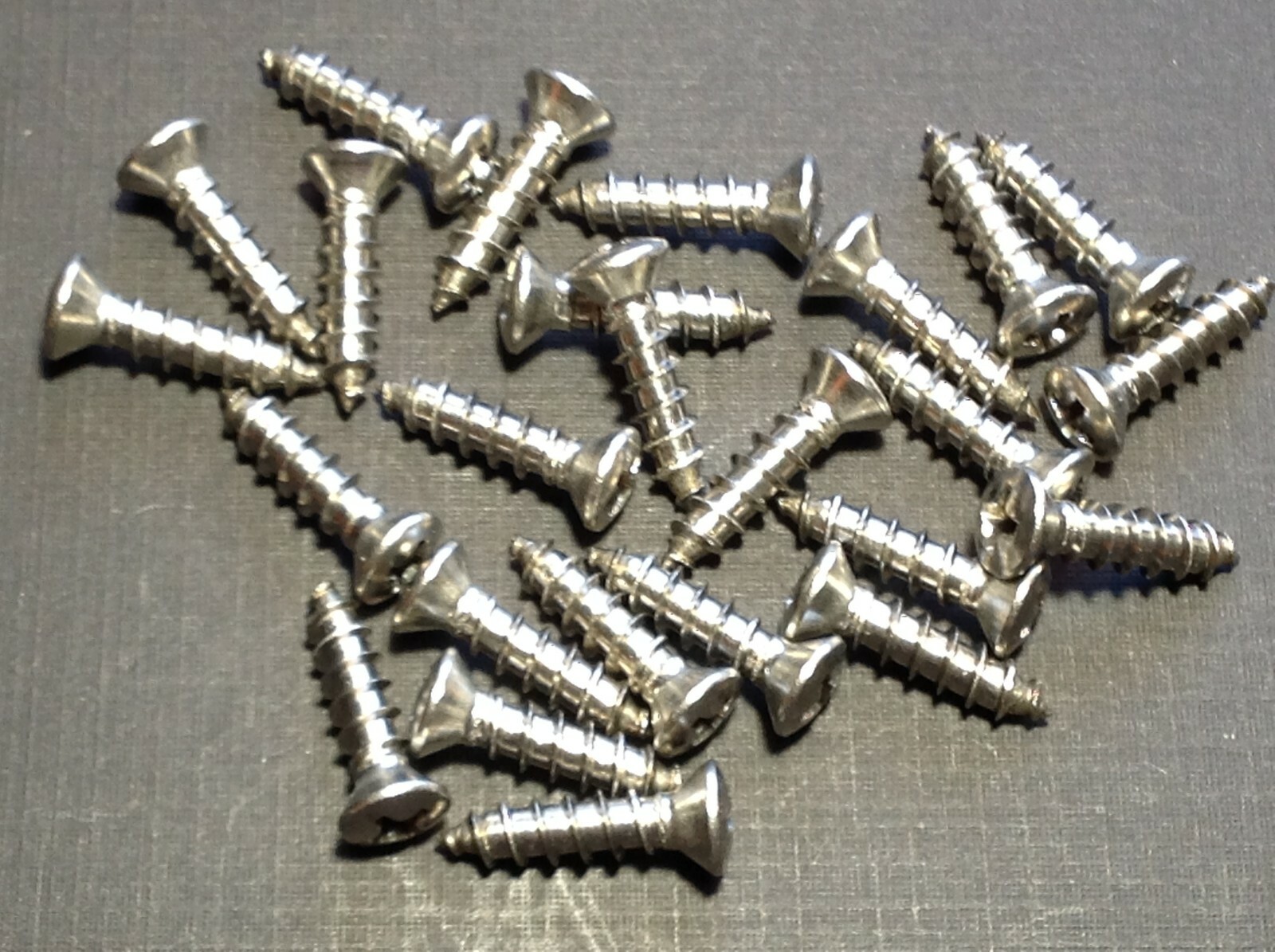 25 pcs #10 x 3/4″ w/#8 head stainless steel interior exterior trim screws Dodge