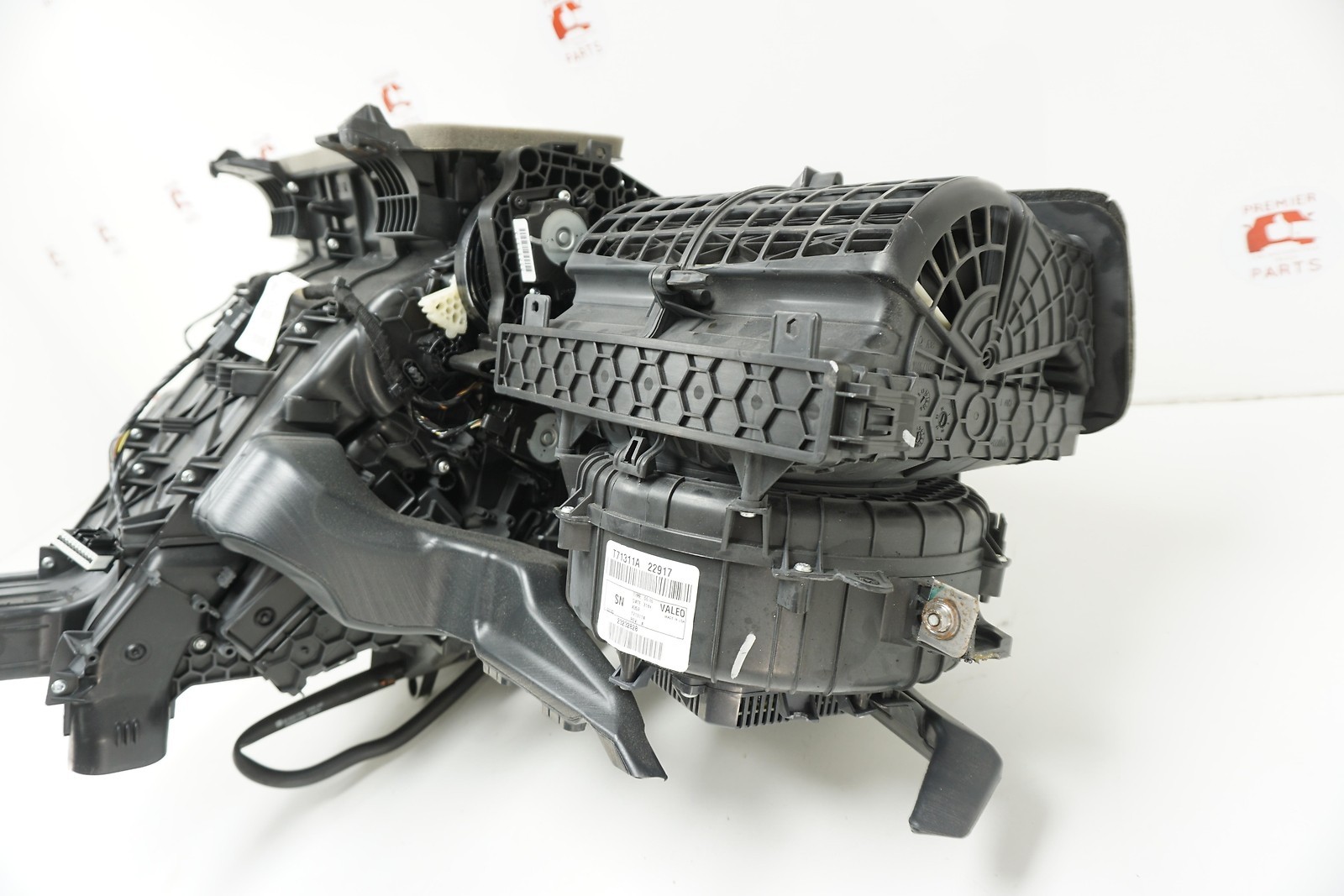 15 2014-2015 Chevrolet Impala Heater Assy Used Oem