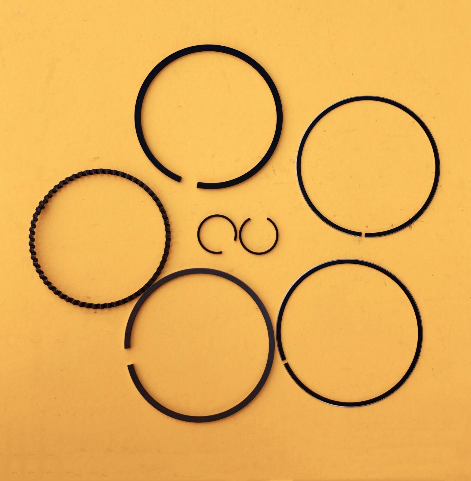 Piston 62mm Rings Wrist Pin Clips Honda CG150 Zongshen