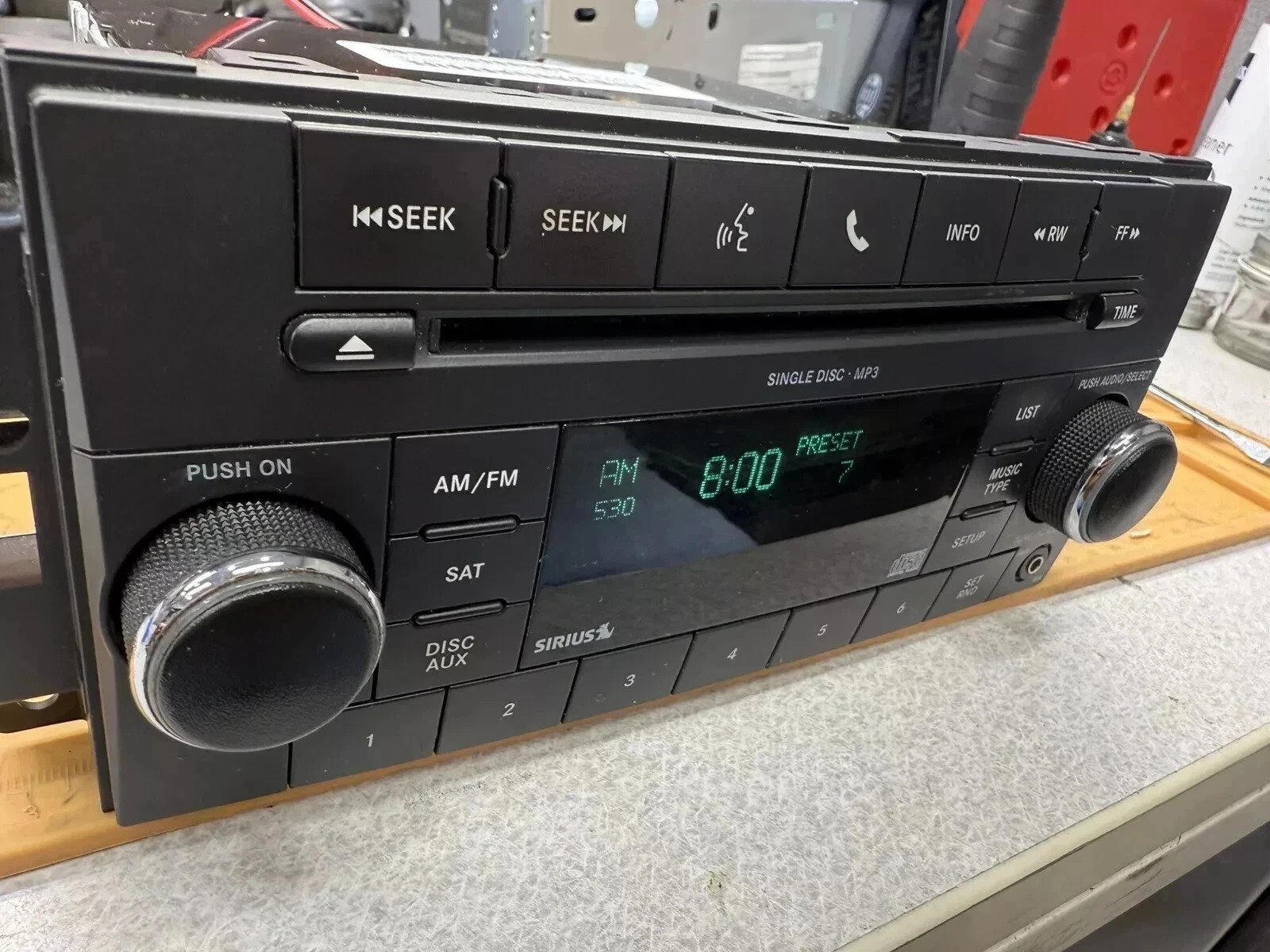 CHRYSLER DODGE JEEP RES Radio MP3/CD Player UConnect BT, AUX-IN P/N: P05091115AC