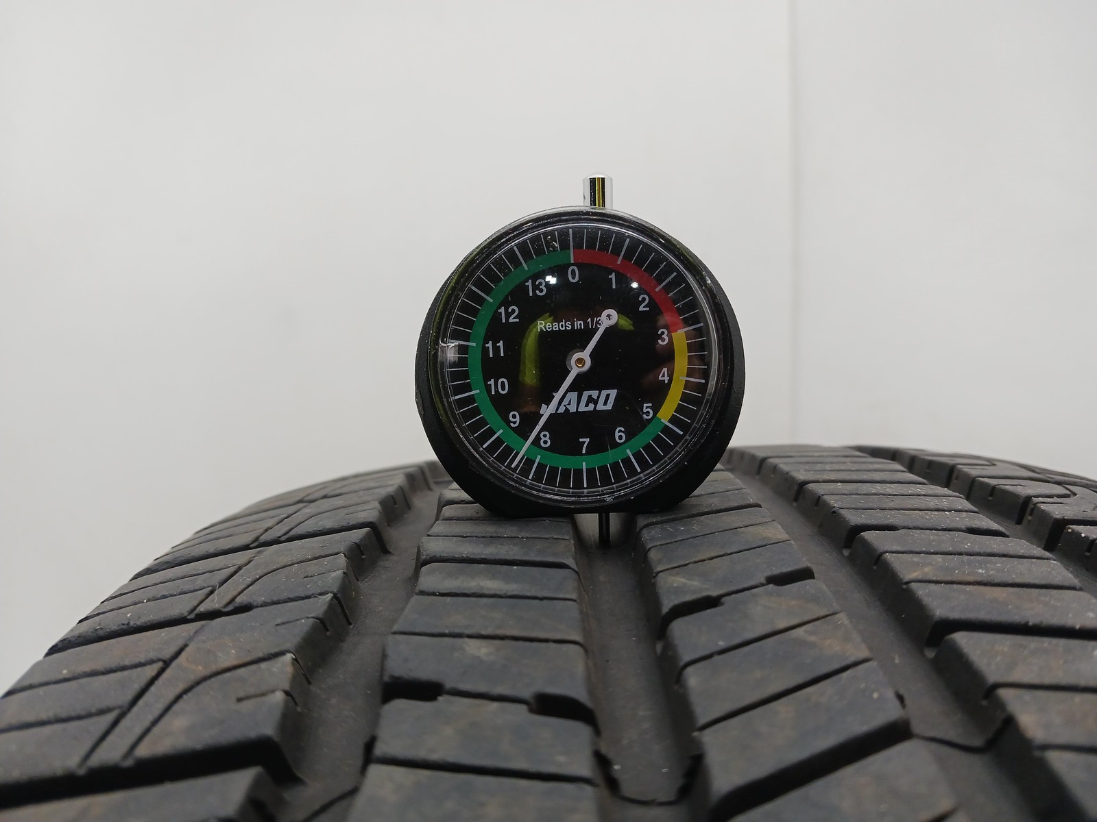2015-2025 Infiniti QX60 Tire GoodYear Reliant All-Season 235/65 R18 OEM