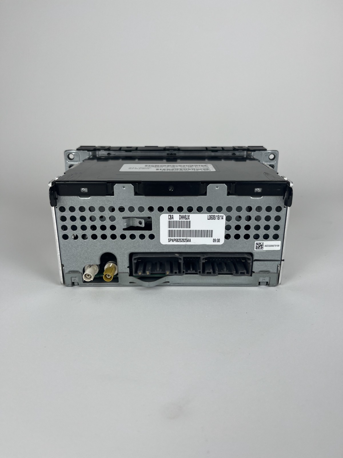 P68252825AA Chrysler Group Llc Radio Cd MP3 Aux Sirius Player READ DESC