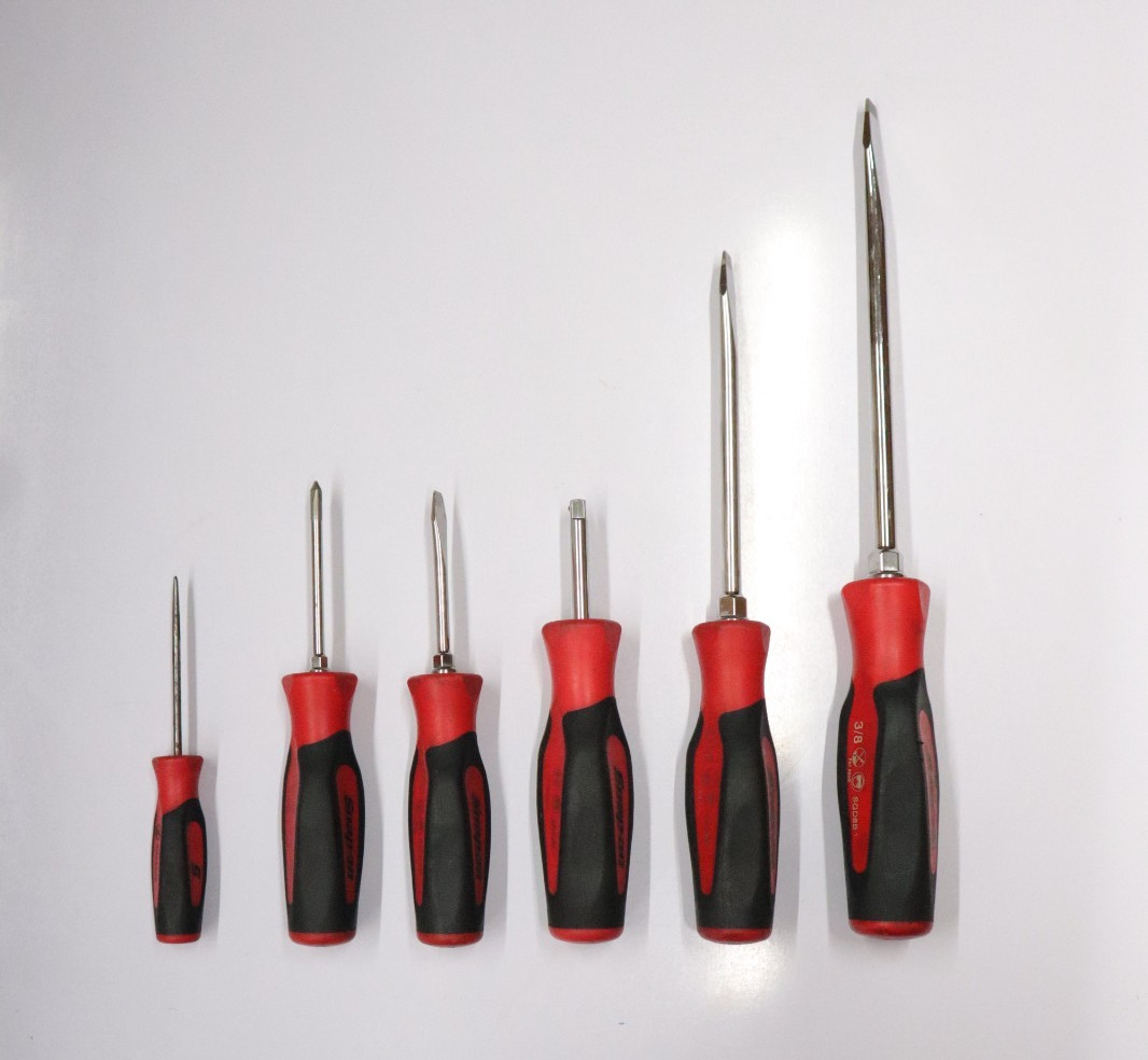 LOT of 6 Snap-On Mixed Screw Drivers Used