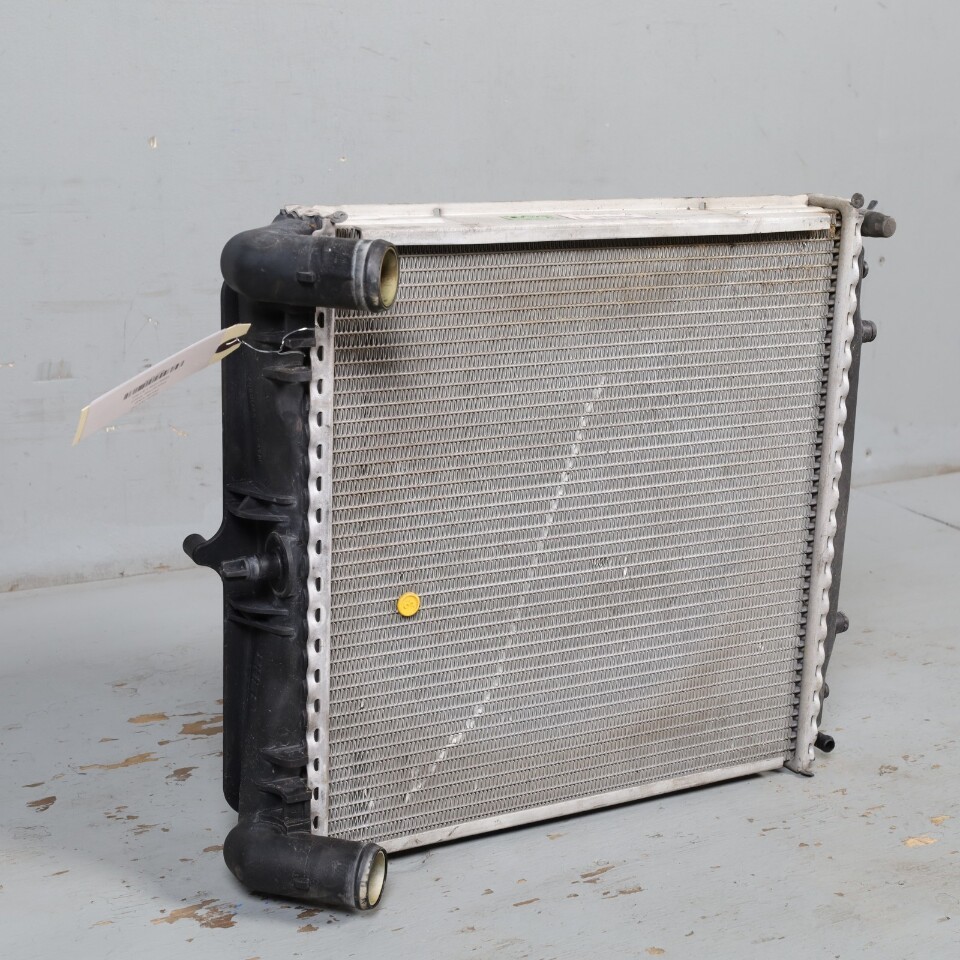 1997-2004 Porsche 911 996 Boxster Radiator 986 Right / Left 99610613150 OEM