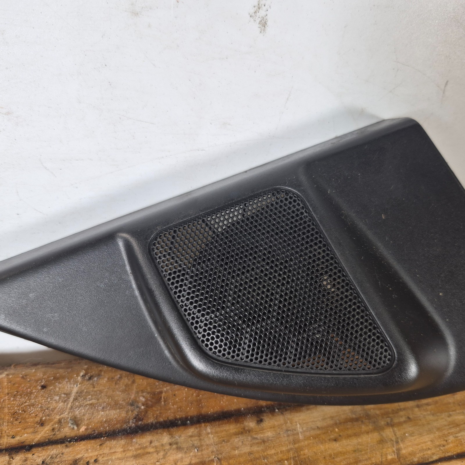 07-14 Volvo XC90 Right & Left Tweeter Speaker Trim Cover OEM, 30761130/ 30761129
