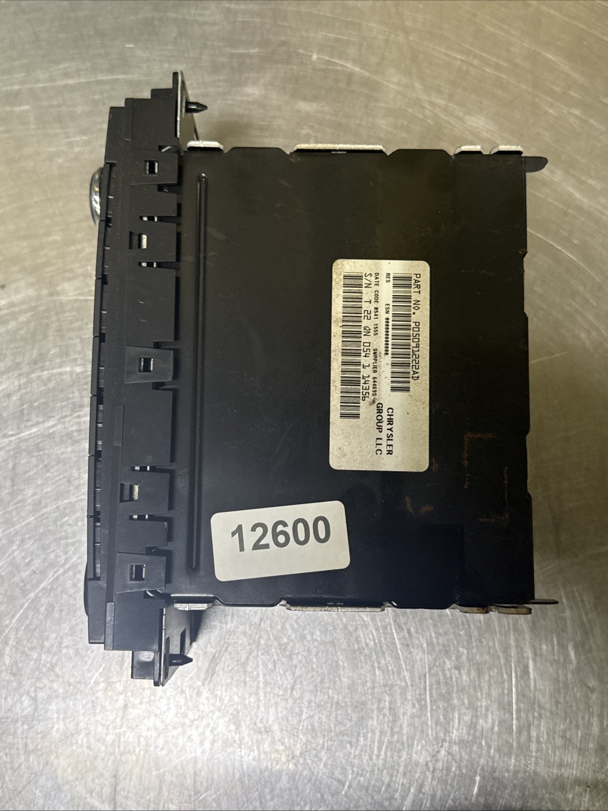 07-12 JEEP DODGE CHRYSLER RES Radio MP3 CD Player P05091224AD