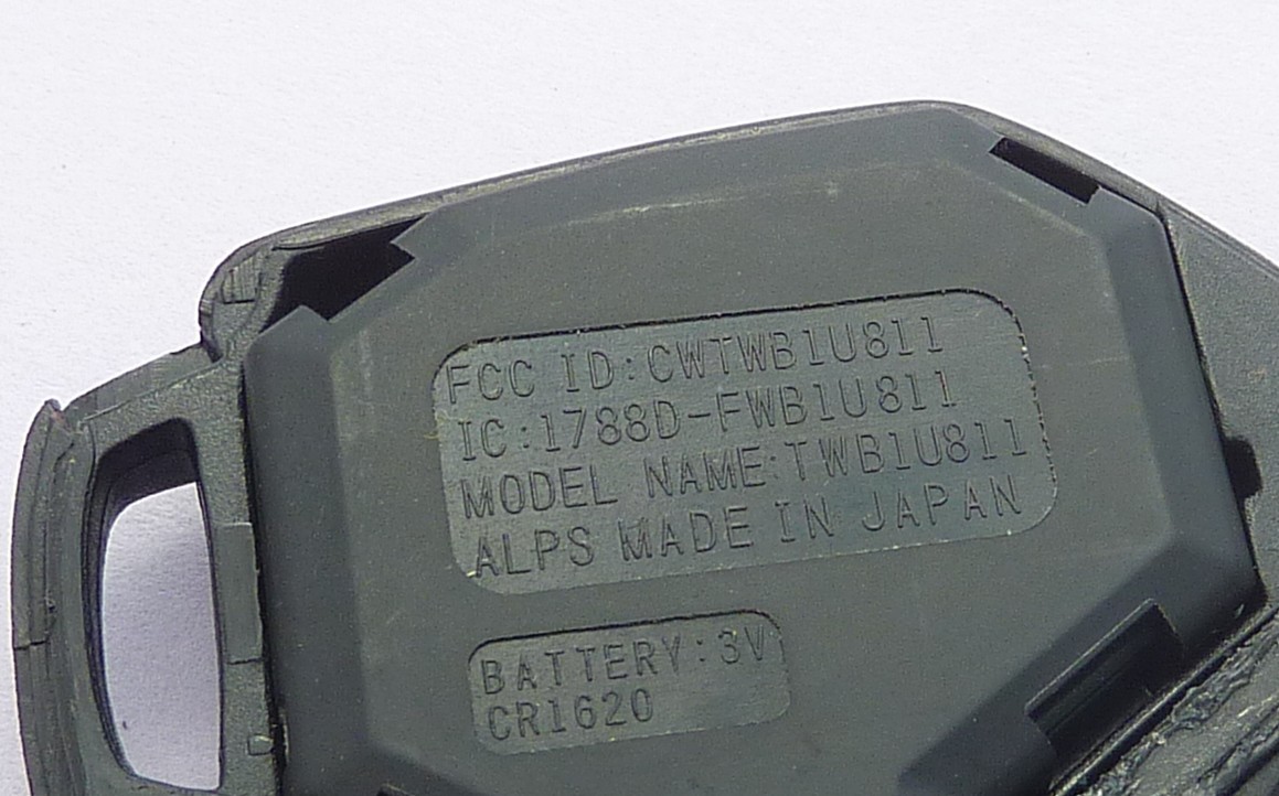 OEM SUBARU keyless entry remote CWTWB1U811 G chip Japan NEW KEY CASE