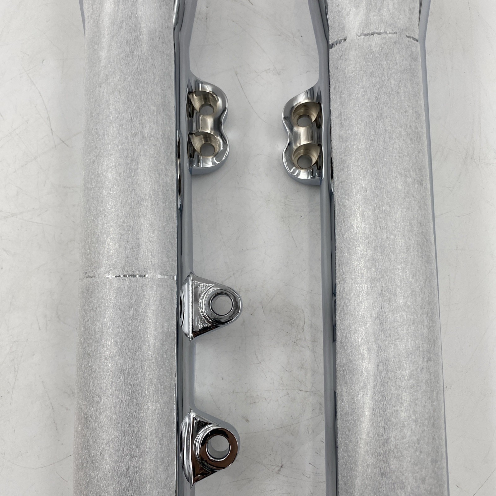 OEM Harley 46586-06 Chrome Front Fork Sliders Lower Legs Pair 06-17 Dyna