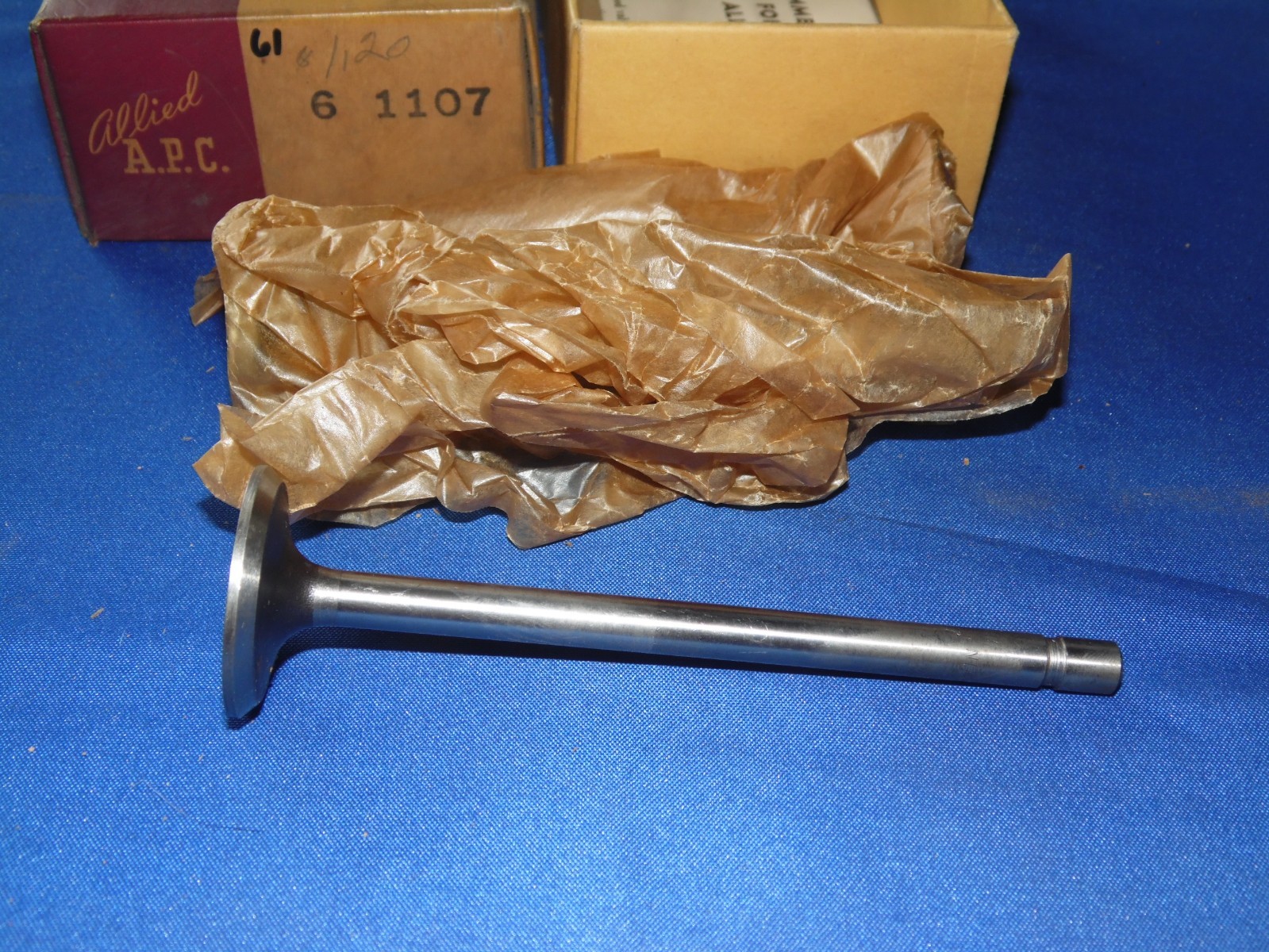 NOS Vintage Allied APC Napa Exhaust Valve 1107 6-1107 – Set of 3
