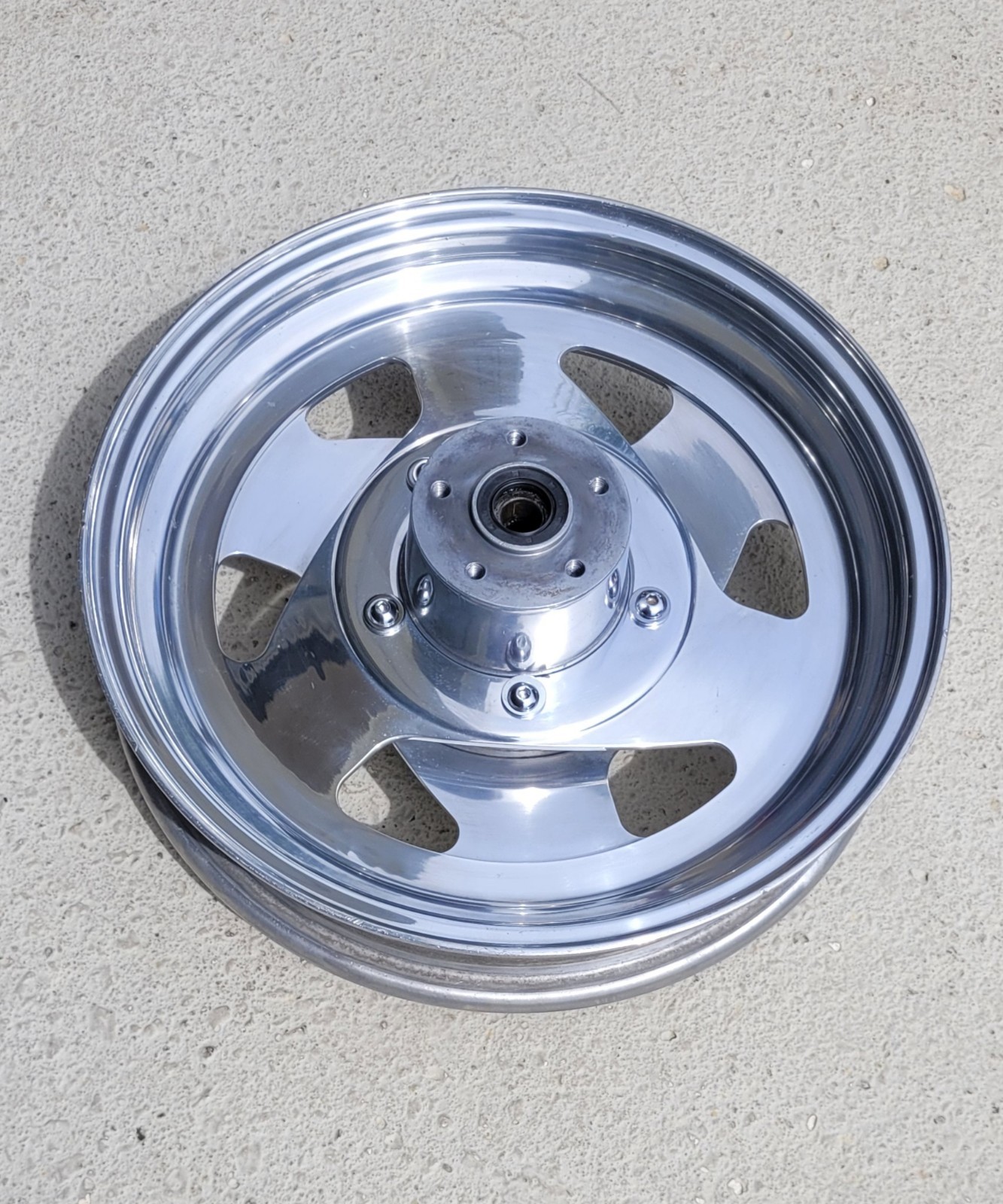 Harley Polished 16″ Rear Wheel Aluminum CCI W.R.I Custom Chopper