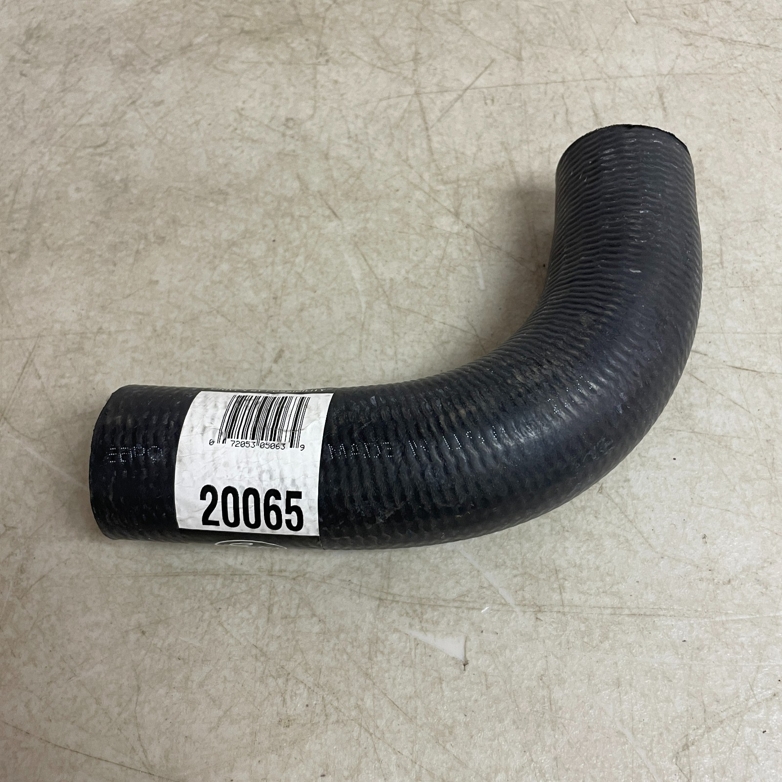 Gates 20065 Premium Molded Radiator Coolant Hose 1½” x 9.8″
