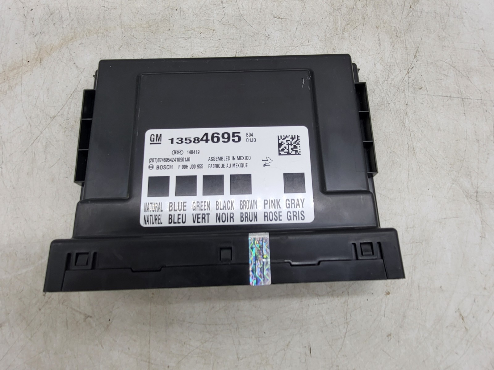 2013-2017 Chevrolet Equinox 2.4L FWD Body Control Module BCM 13584695 OEM
