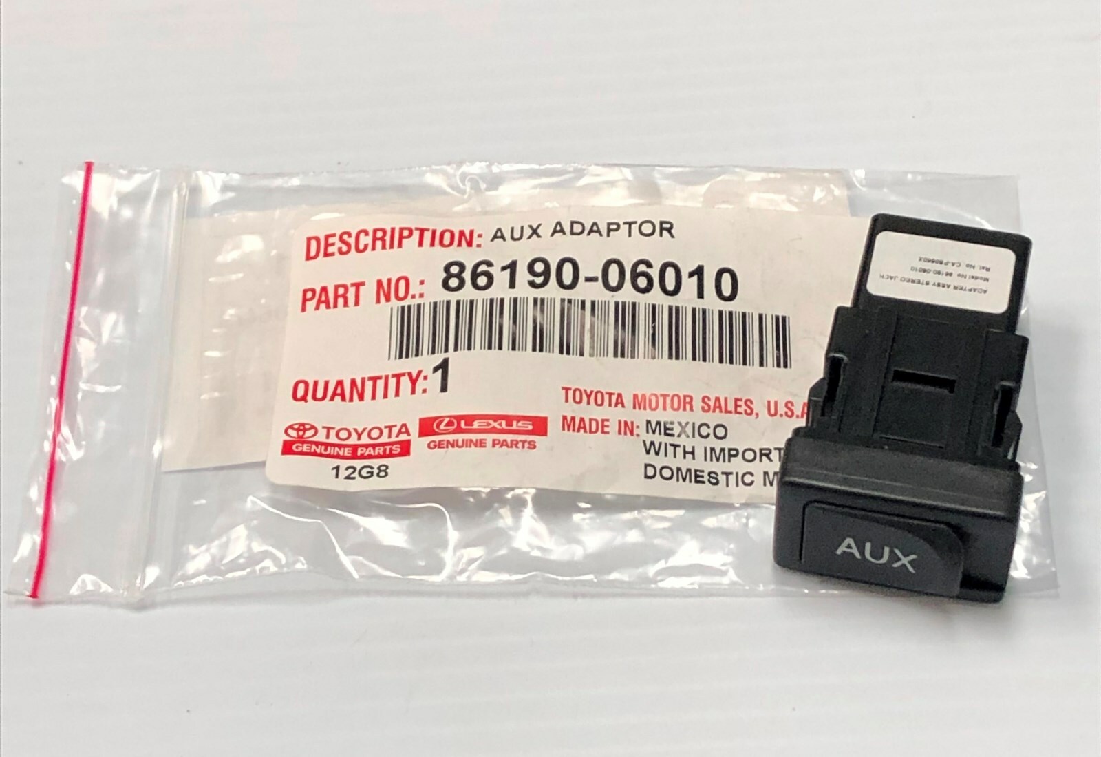 LEXUS OEM FACTORY AUX AUXILIARY STEREO JACK ADAPTER 2007-2012 LS460
