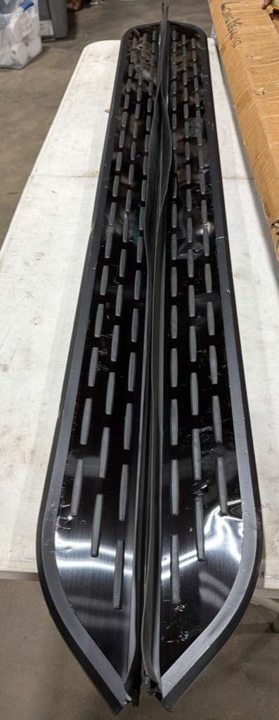Nerf Bar Running Boards Side Step Fits Rivian R1S 2022-2025(Read Description)