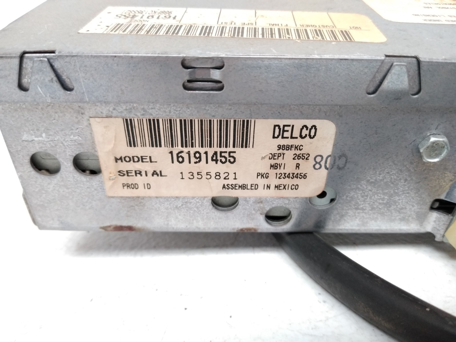 16191455 Chevy 1988-1994 Silverado Tahoe Equalizer EQ Cassette Tape Player J61