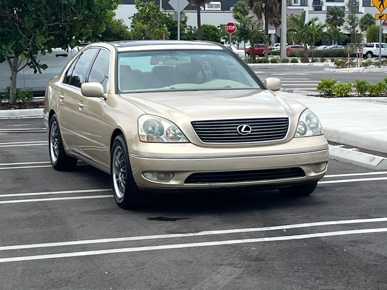 2002 Lexus LS430 Low Miles Runs Great Well Maintained