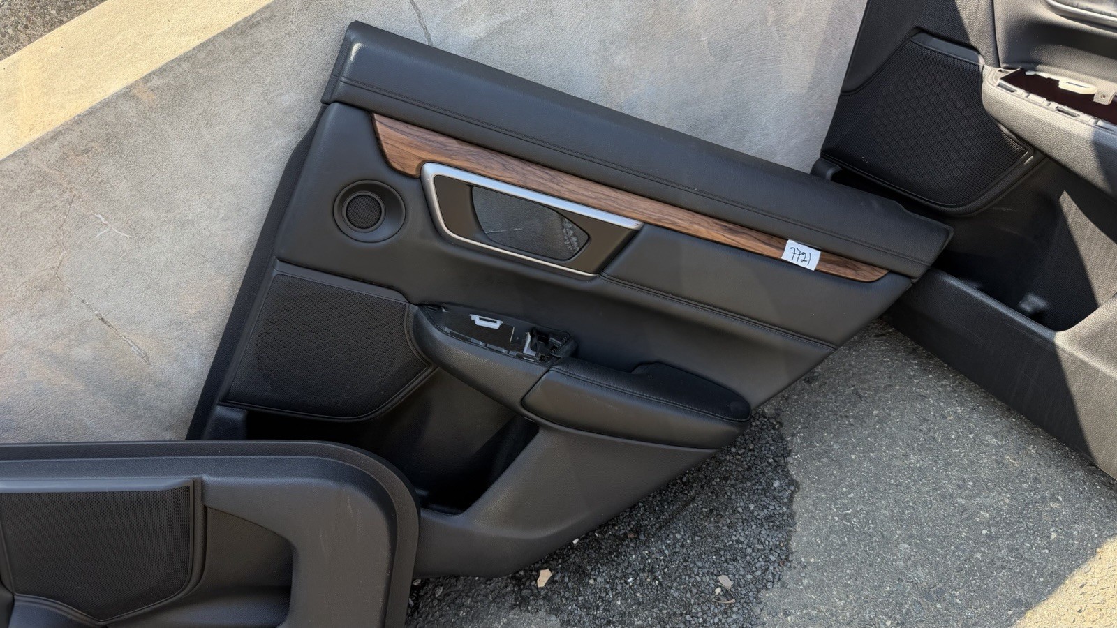 Honda CR-V Hybrid Front Right Door Panel Left and Rear Door Panel