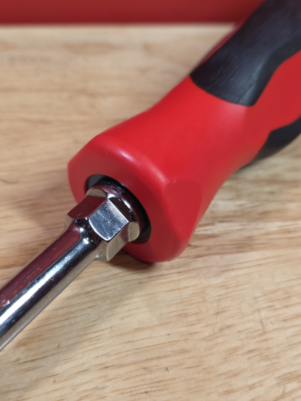 Snap-on Tools SGD6B 5/16″ Tip Flat Slotted Head Screwdriver W/ Red Handle